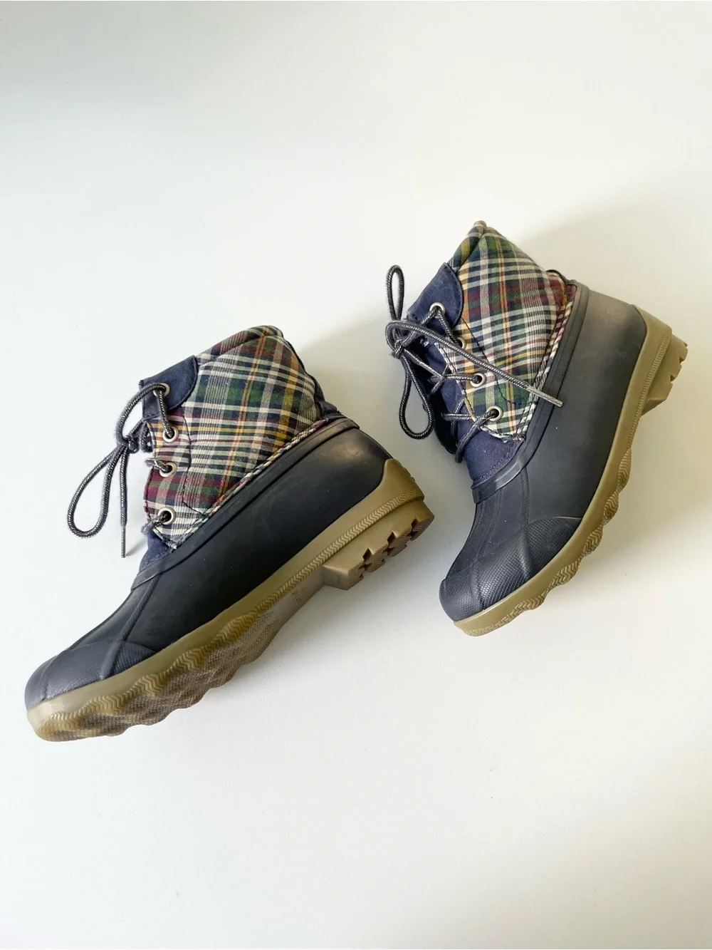 Sperry Port Boot Duck Boot Navy Blue Plaid size 1 Waterproof Lace Up